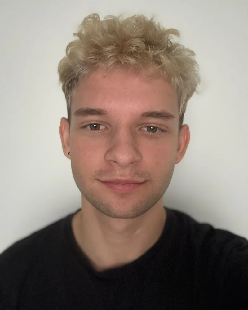 Andi Oltean, admis la secția actorie a Universității de Arte Târgu Mureș